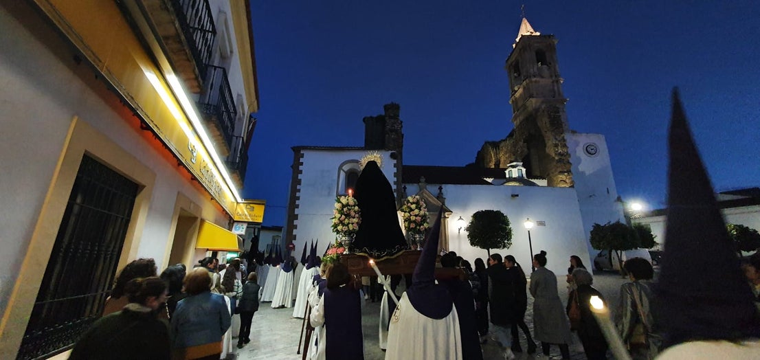 Fotos: Procesión de Jesús Nazareno y Nuestra Señora de los Dolores