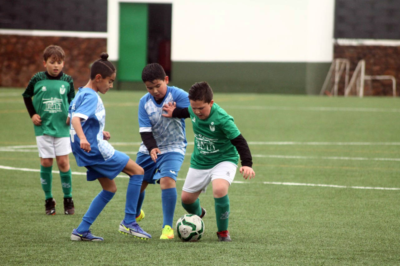 Fotos: Benjamines EMD Valverde – San Roque B