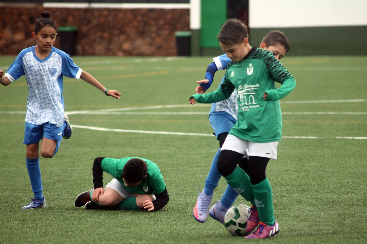 Fotos: Benjamines EMD Valverde – San Roque B