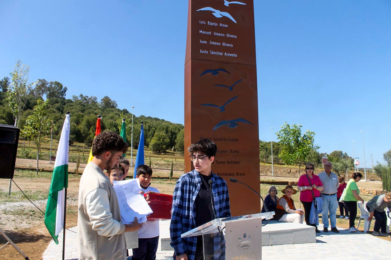 Fotos: Homenaje a las Víctimas del campo de concentración de Mauthausen
