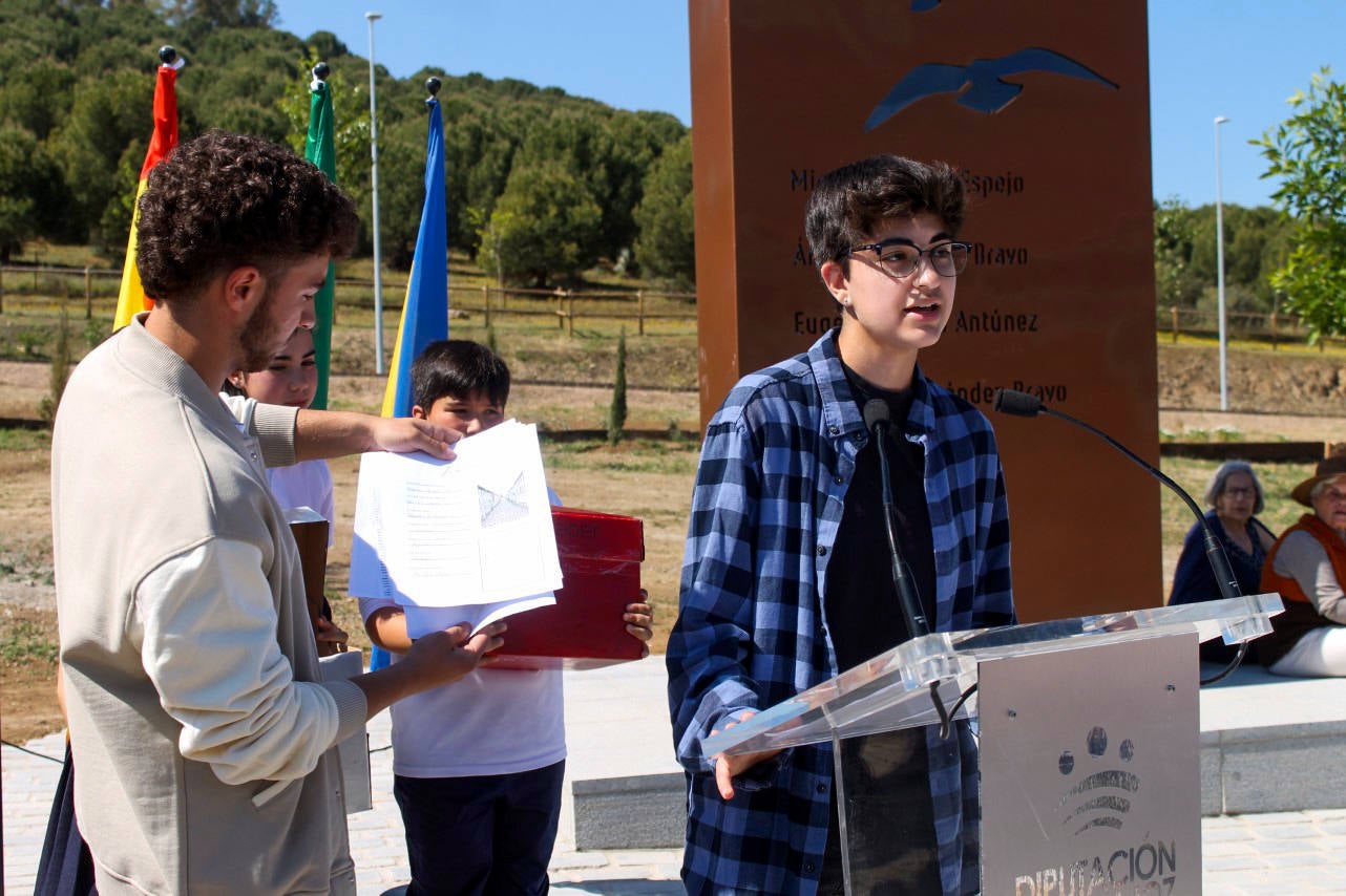 Fotos: Homenaje a las Víctimas del campo de concentración de Mauthausen