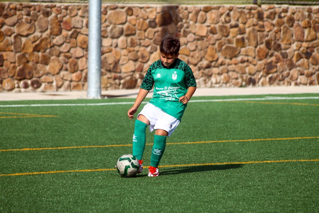 Fotos: Alevines A EMD Valverde - Escuela Guadalupe