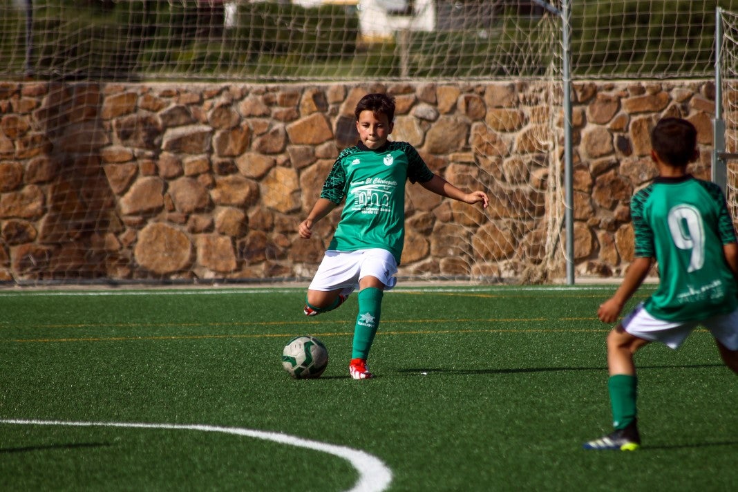 Fotos: Alevines A EMD Valverde - Escuela Guadalupe