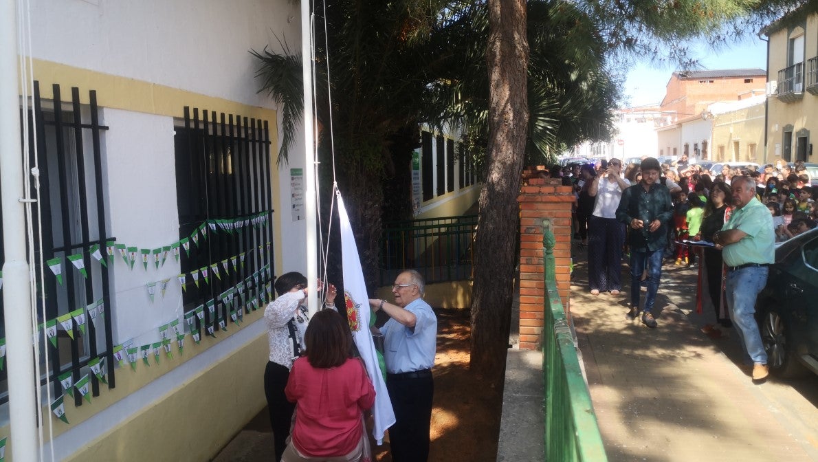 Fotos: Inauguración de la I Semana del Centro del CEIP 'César Hurtado Delicado'