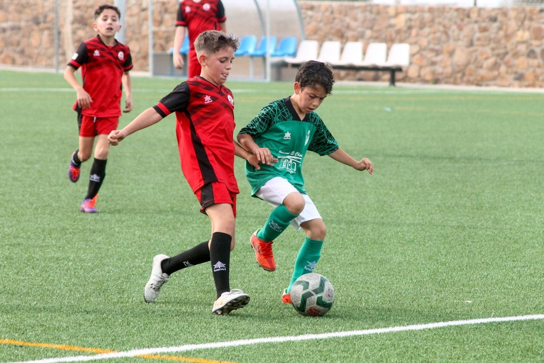 Fotos: Alevines B EMD Valverde – AD Hispanolusa