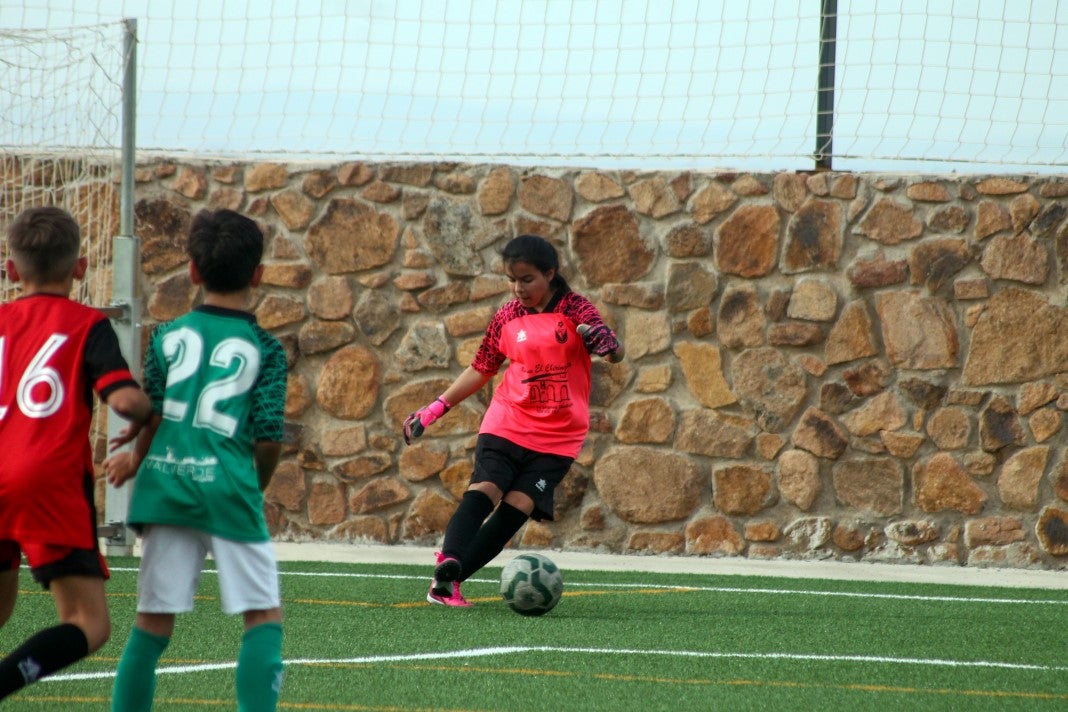 Fotos: Alevines B EMD Valverde – AD Hispanolusa