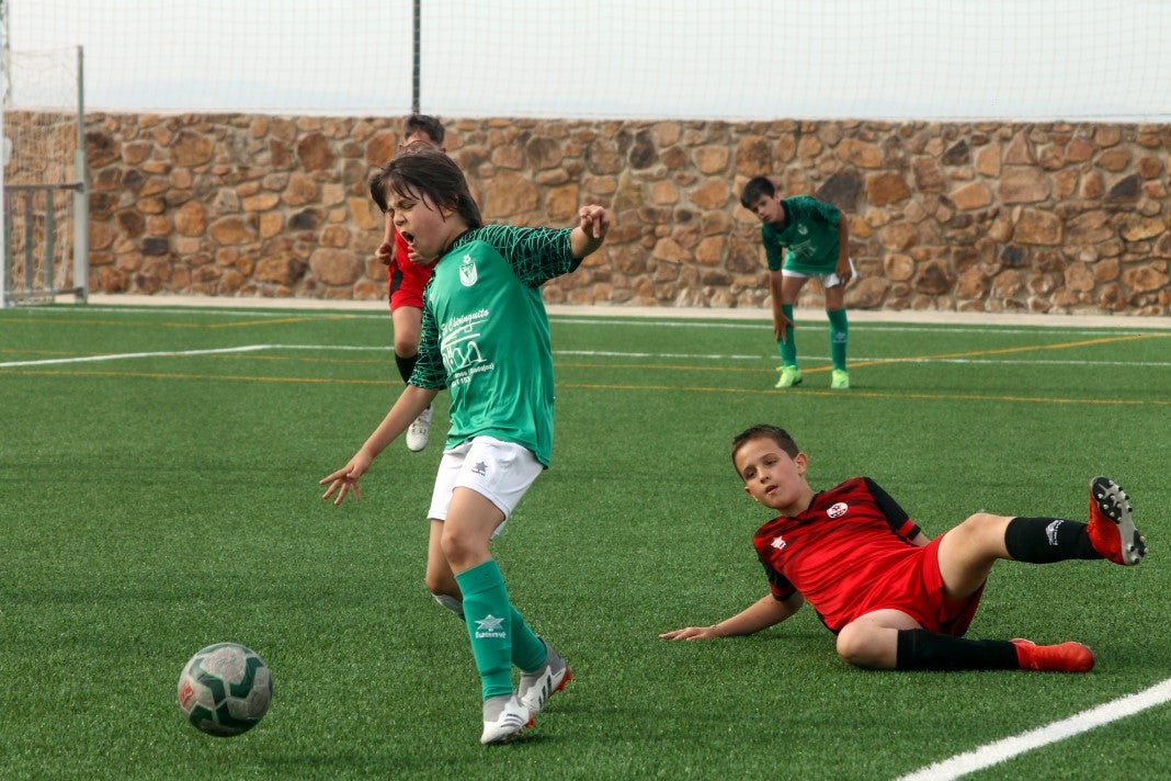 Fotos: Alevines B EMD Valverde – AD Hispanolusa