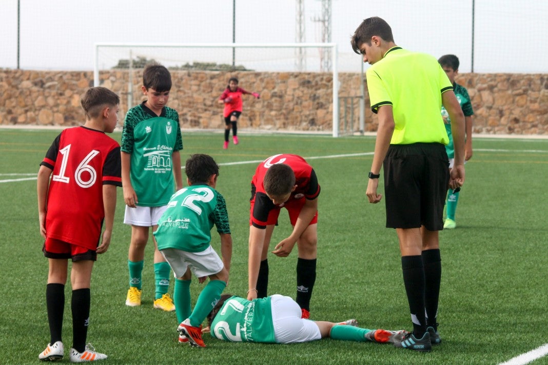 Fotos: Alevines B EMD Valverde – AD Hispanolusa