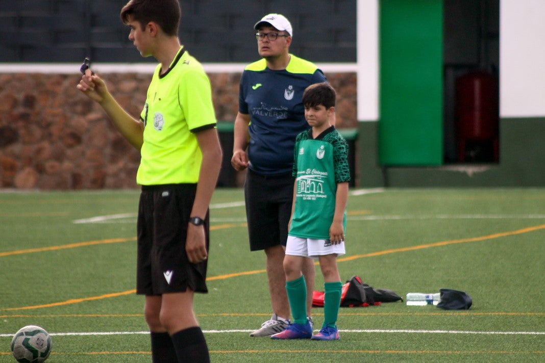 Fotos: Alevines B EMD Valverde – AD Hispanolusa
