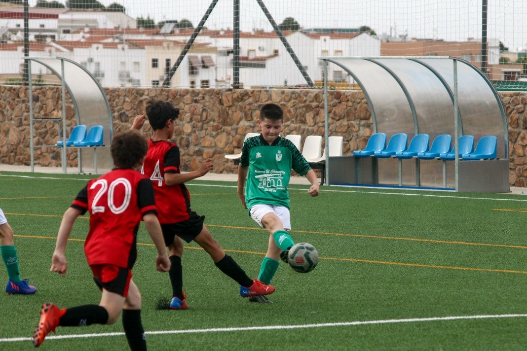 Fotos: Alevines B EMD Valverde – AD Hispanolusa