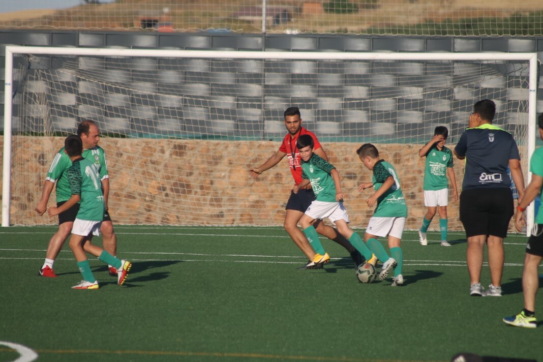 Fotos: Clausura de la temporada 2021-2022 en fútbol base (II)