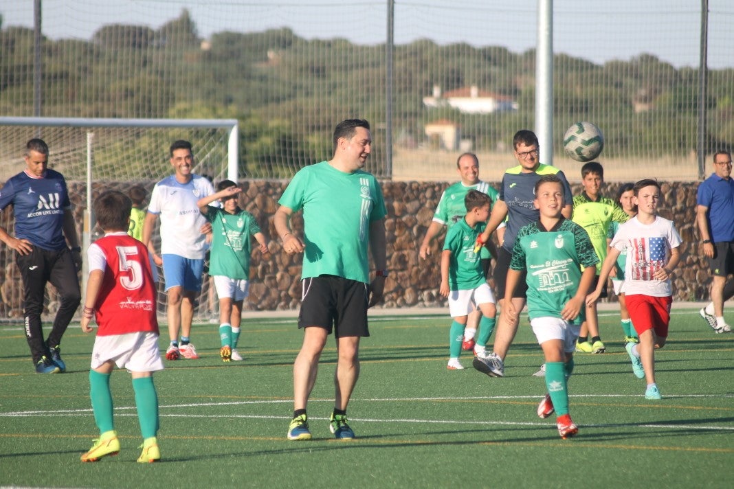 Fotos: Clausura de la temporada 2021-2022 en fútbol base (II)