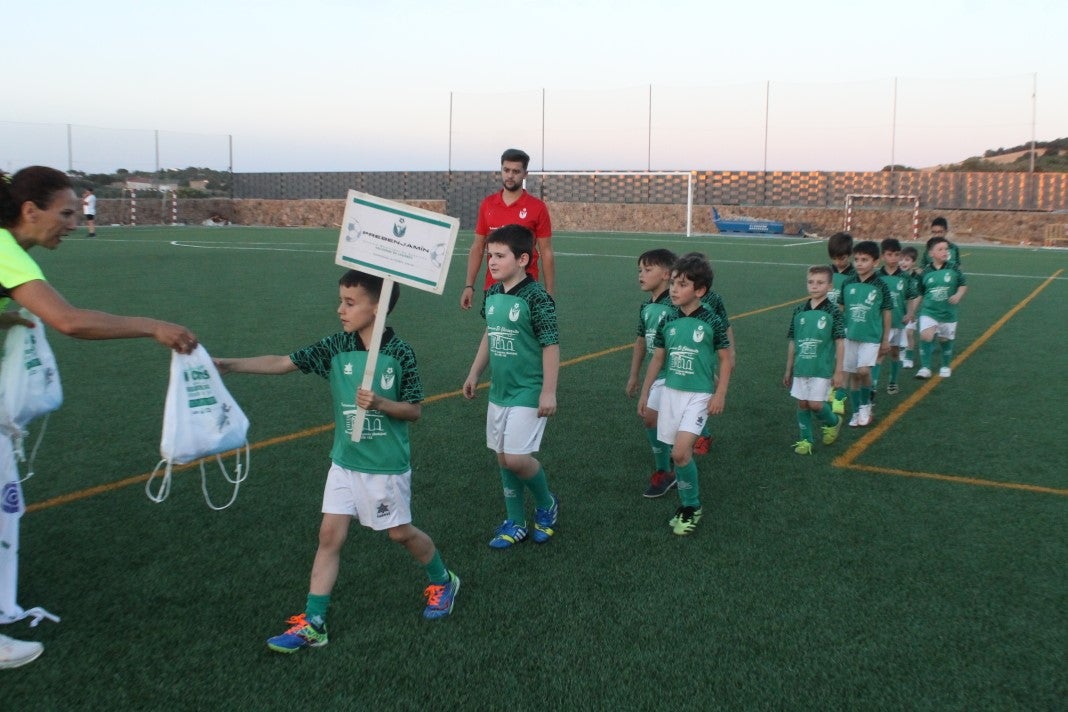 Fotos: Clausura de la temporada 2021-2022 en fútbol base (II)