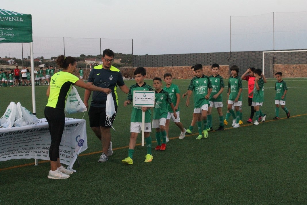 Fotos: Clausura de la temporada 2021-2022 en fútbol base (II)
