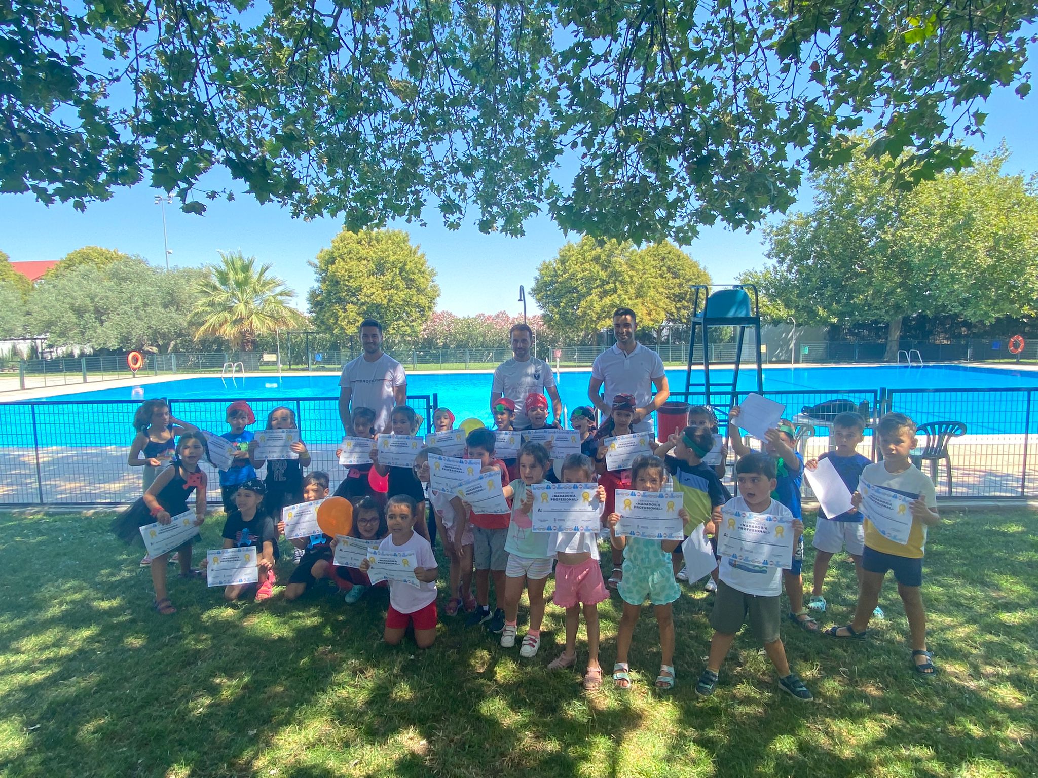 Fotos: Fiesta del final de la primera quincena del Campamento de Verano