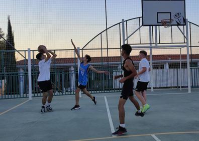 Imagen secundaria 1 - Algunas imágenes del torneo
