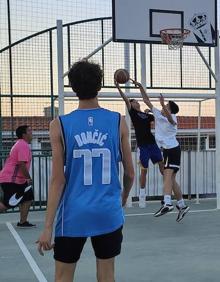 Imagen secundaria 2 - Algunas imágenes del torneo