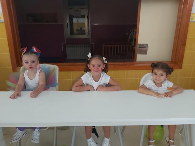 Fotos: Los Bartolos en la Guardería Municipal