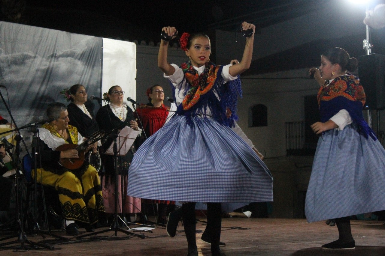 Fotos: Festival Folklórico de los Pueblos del Mundo de Extremadura (I)