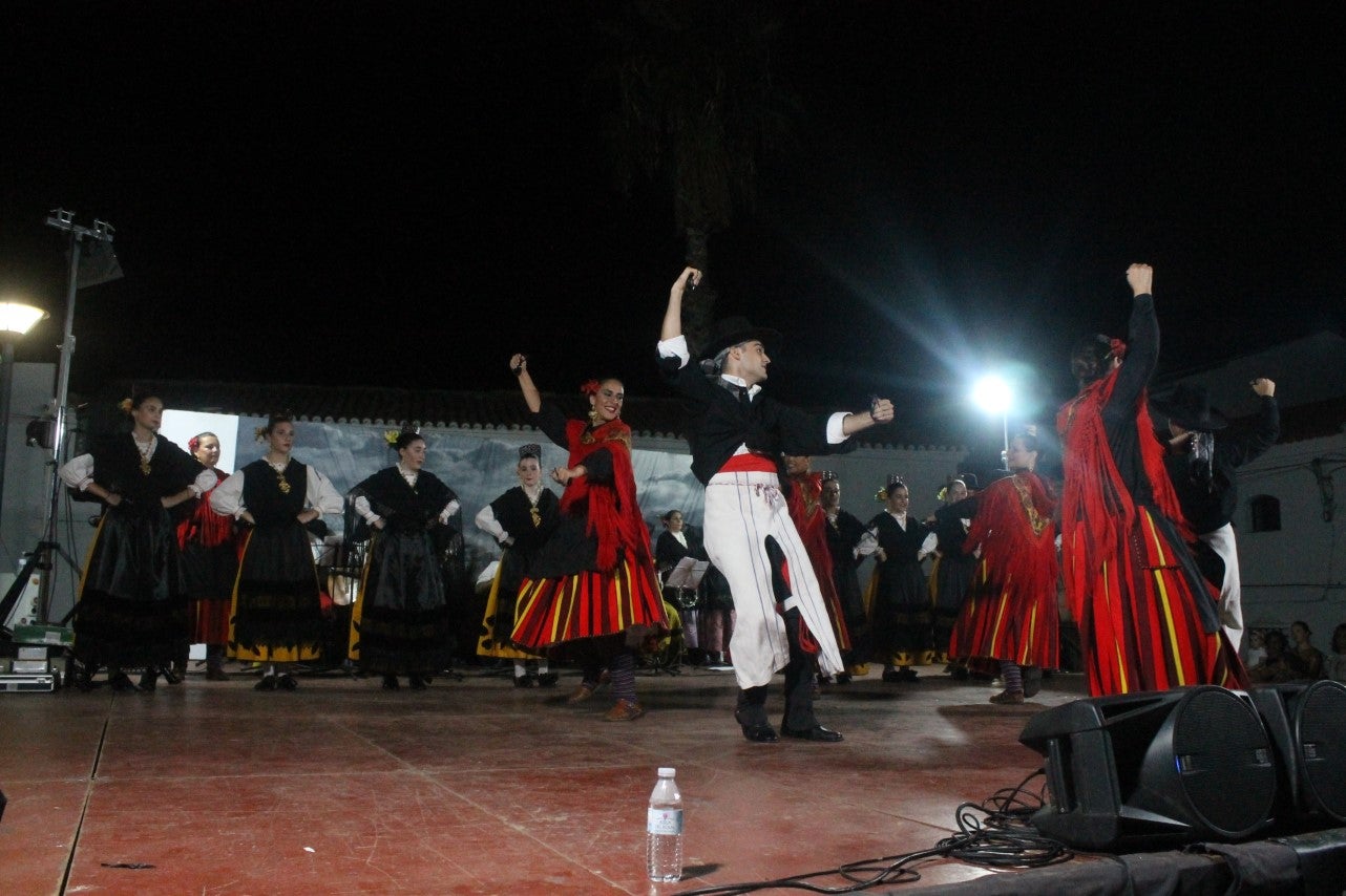 Fotos: Festival Folklórico de los Pueblos del Mundo de Extremadura (I)