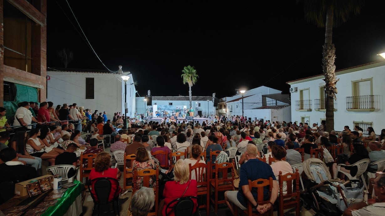Fotos: Festival Folklórico de los Pueblos del Mundo de Extremadura (I)
