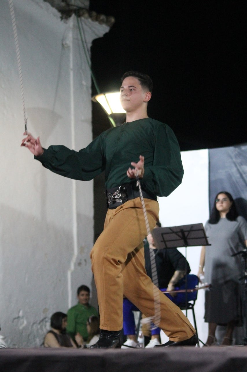 Fotos: Festival Folklórico de los Pueblos del Mundo de Extremadura (II)