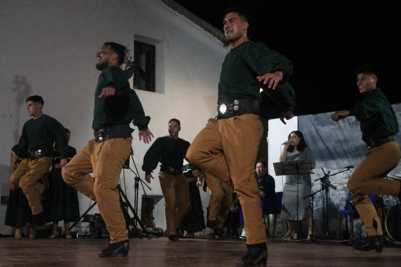 Fotos: Festival Folklórico de los Pueblos del Mundo de Extremadura (II)