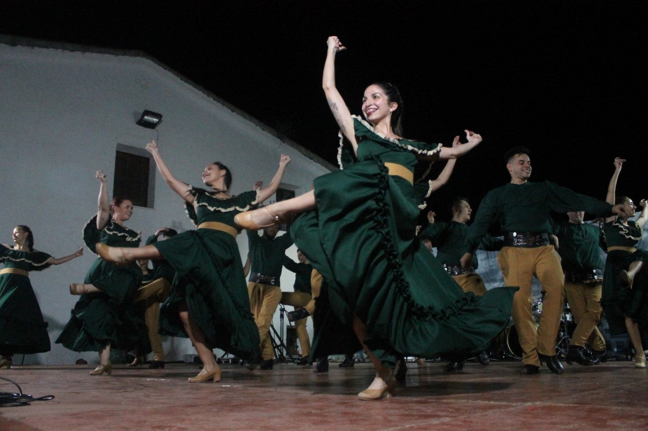 Fotos: Festival Folklórico de los Pueblos del Mundo de Extremadura (II)