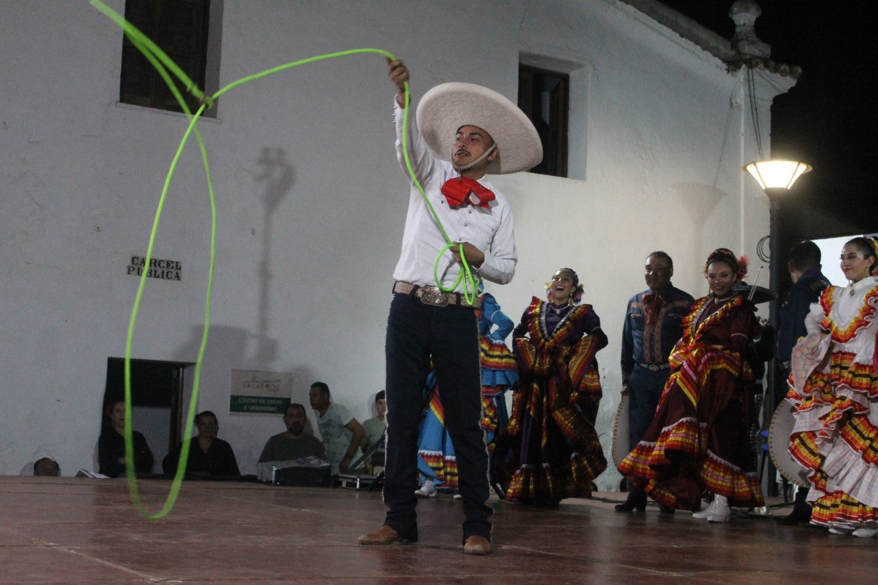 Fotos: Festival Folklórico de los Pueblos del Mundo de Extremadura (II)