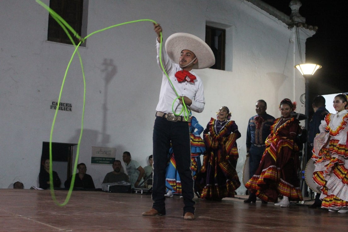 Fotos: Festival Folklórico de los Pueblos del Mundo de Extremadura (II)