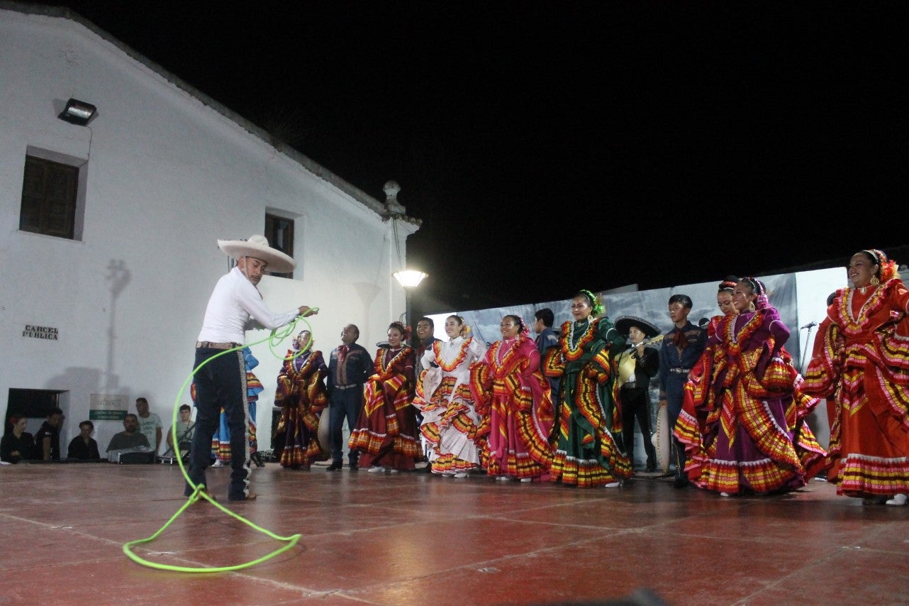 Fotos: Festival Folklórico de los Pueblos del Mundo de Extremadura (II)