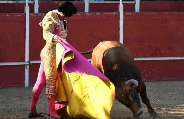 Tulio Salguero durante su encerrona