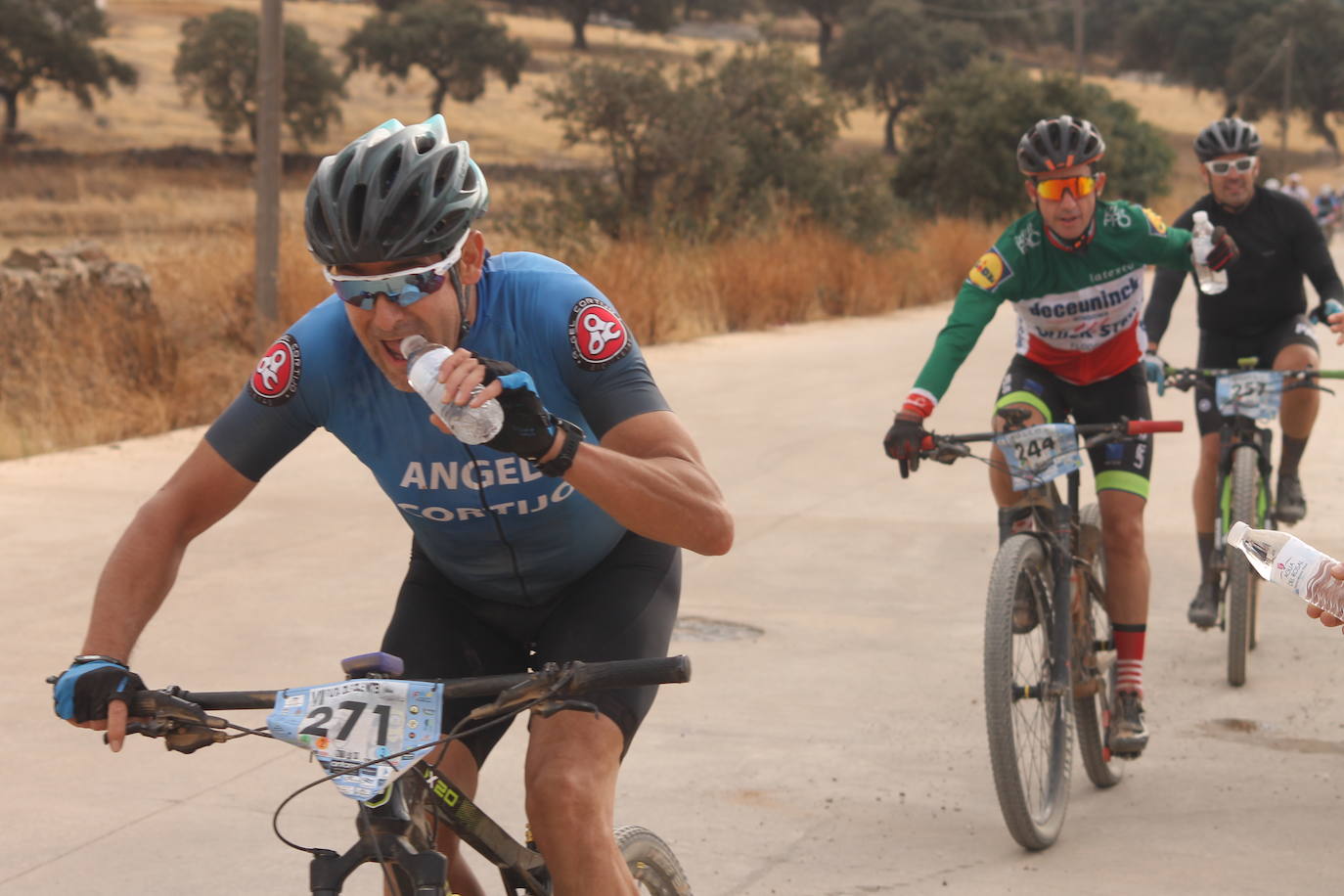 Fotos: VII Ruta Solidaria Ole – Ole 'Ciudad de Badajoz'