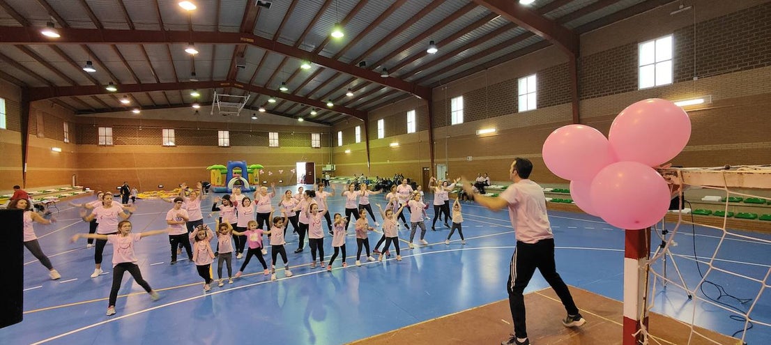 Fotos: Concentración Deportiva en la Semana contra el Cáncer de Mama