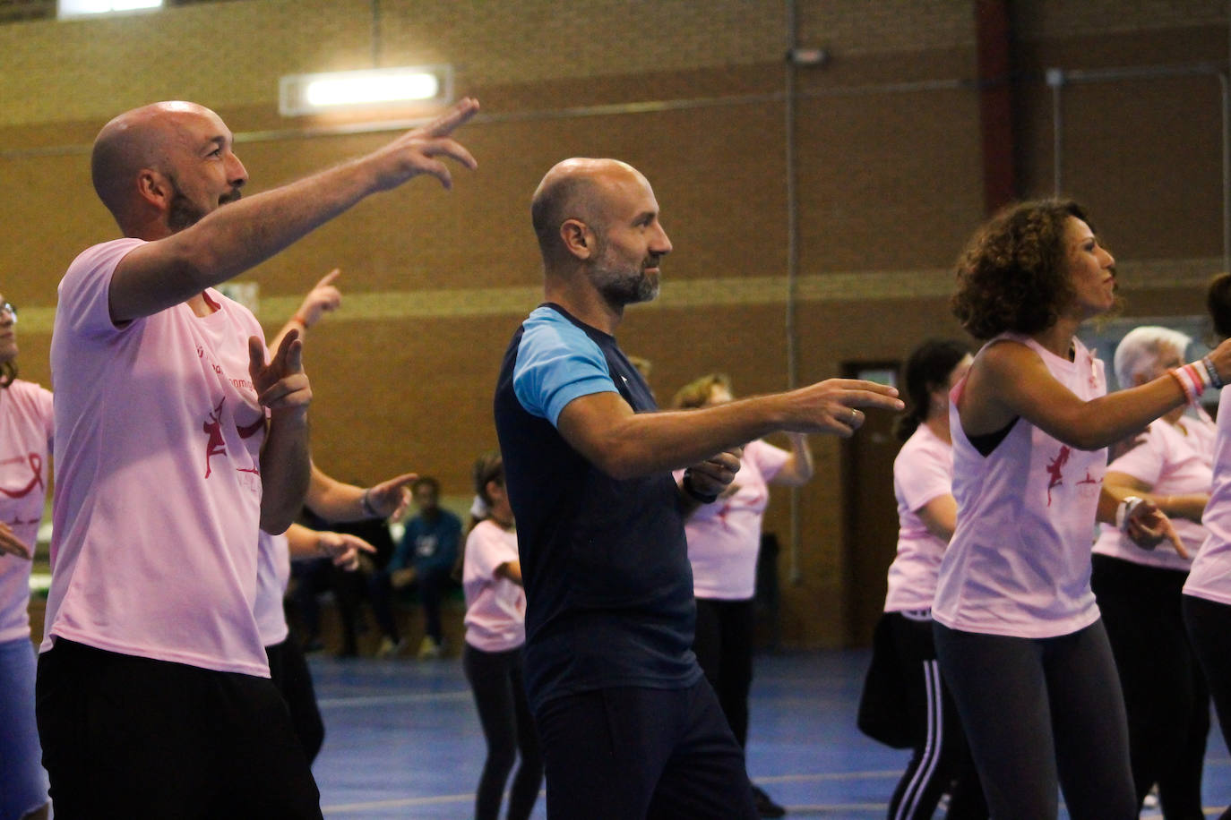 Fotos: Concentración Deportiva en la Semana contra el Cáncer de Mama