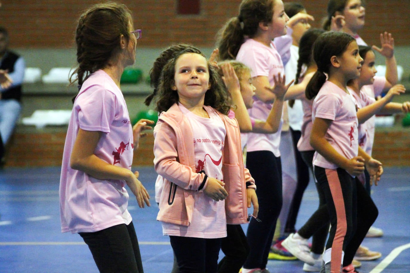 Fotos: Concentración Deportiva en la Semana contra el Cáncer de Mama