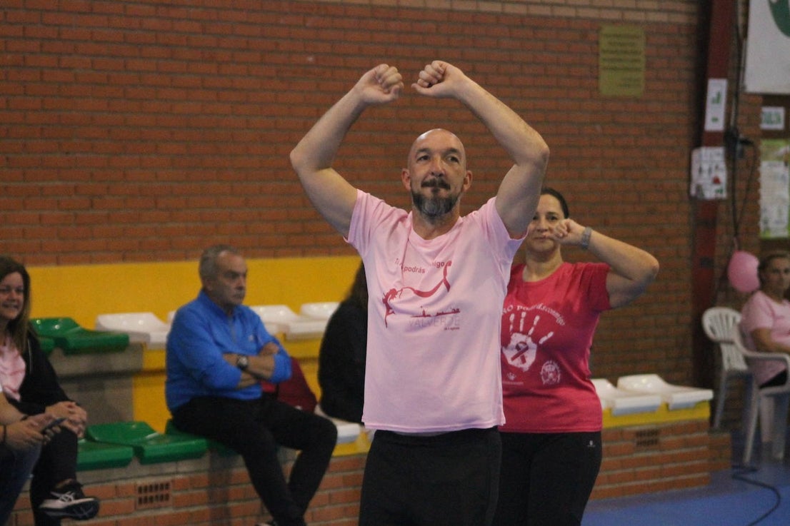 Fotos: Concentración Deportiva en la Semana contra el Cáncer de Mama