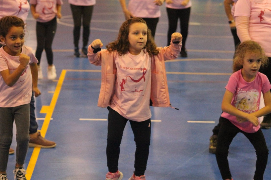 Fotos: Concentración Deportiva en la Semana contra el Cáncer de Mama