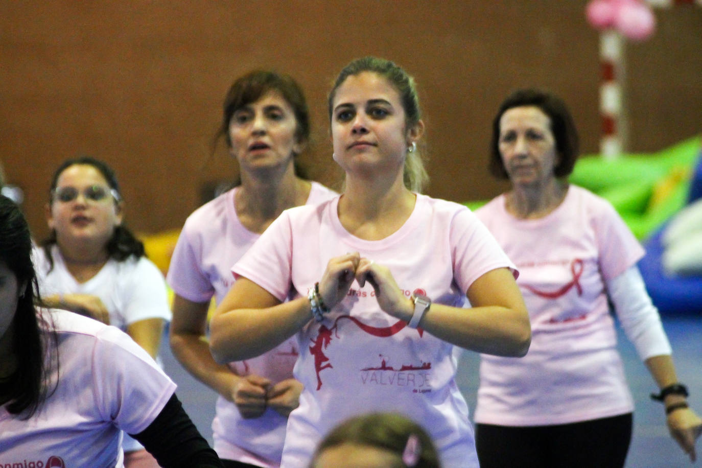 Fotos: Concentración Deportiva en la Semana contra el Cáncer de Mama