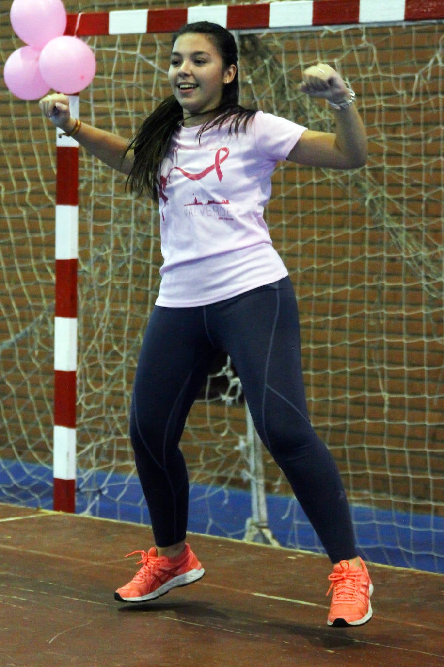 Fotos: Concentración Deportiva en la Semana contra el Cáncer de Mama