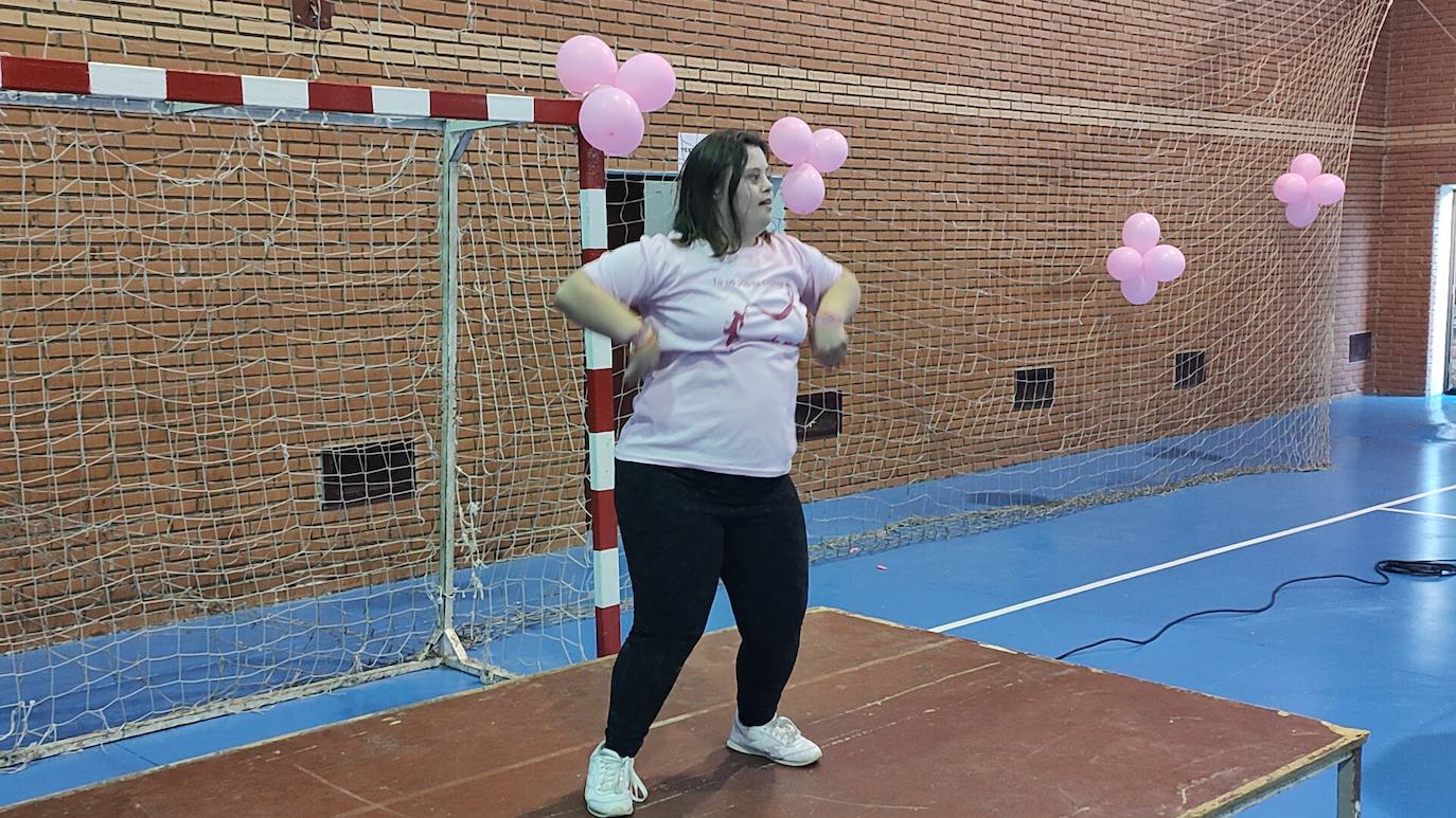 Fotos: Concentración Deportiva en la Semana contra el Cáncer de Mama