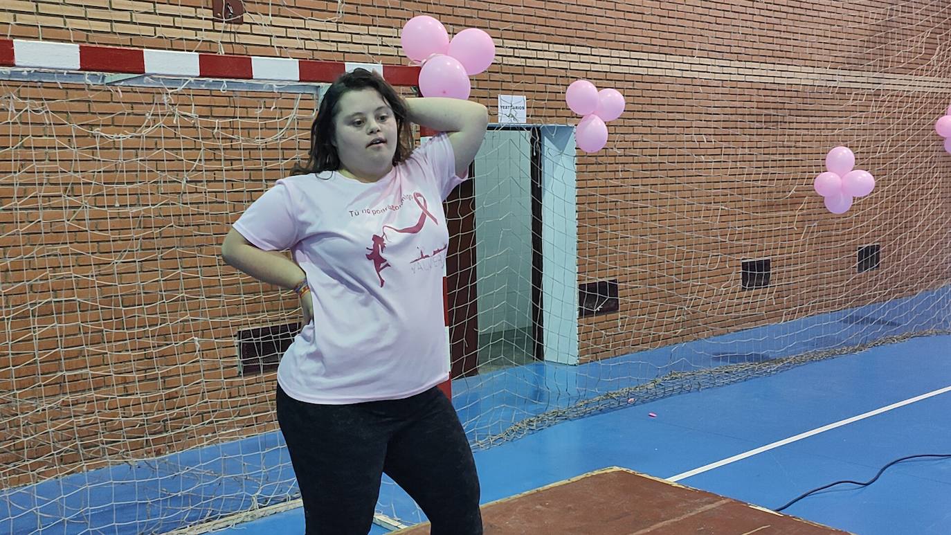Fotos: Concentración Deportiva en la Semana contra el Cáncer de Mama