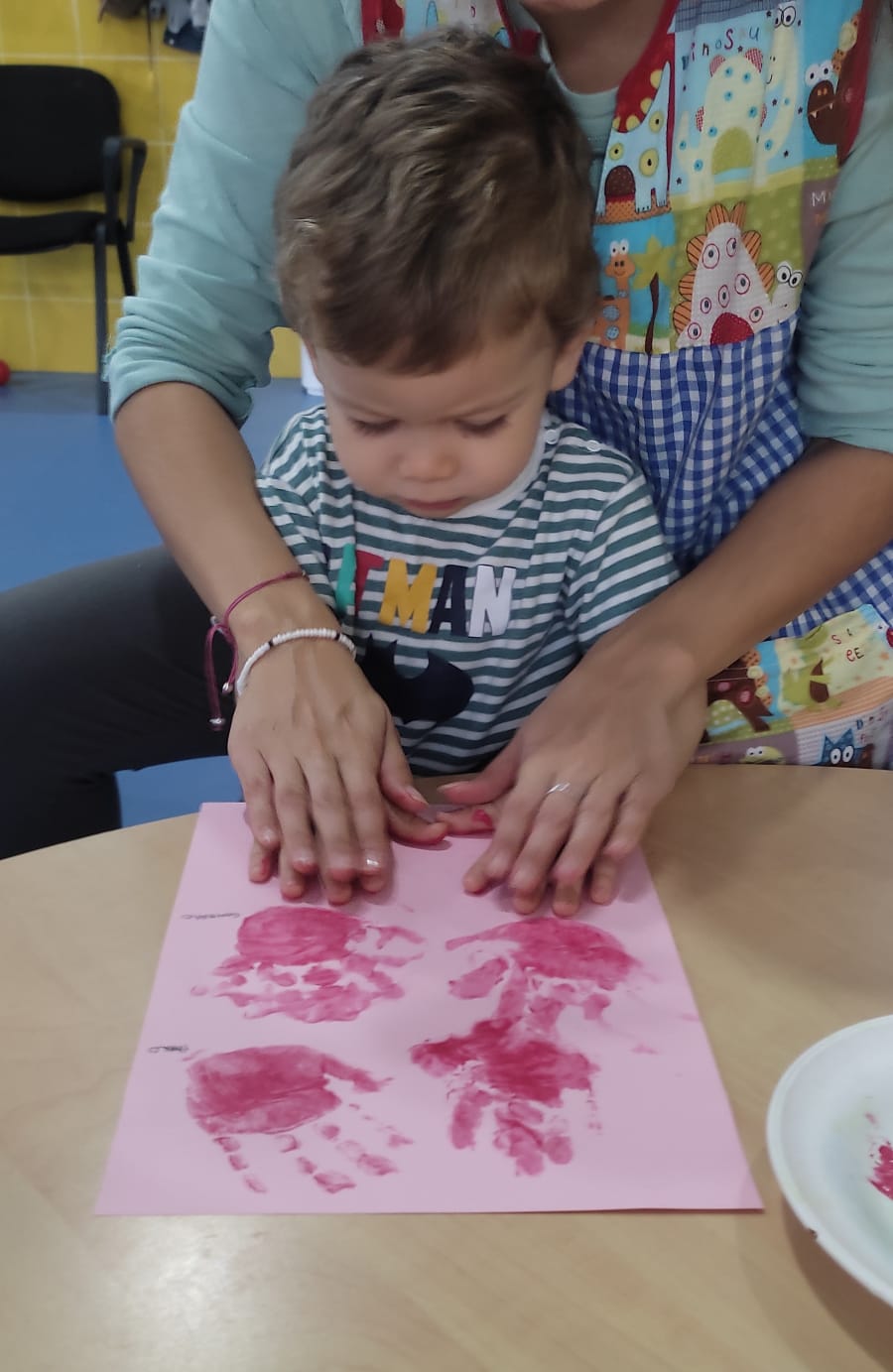 Fotos: Lucha contra el Cáncer de mama en el Centro de Día y el Centro de Educación Infantil