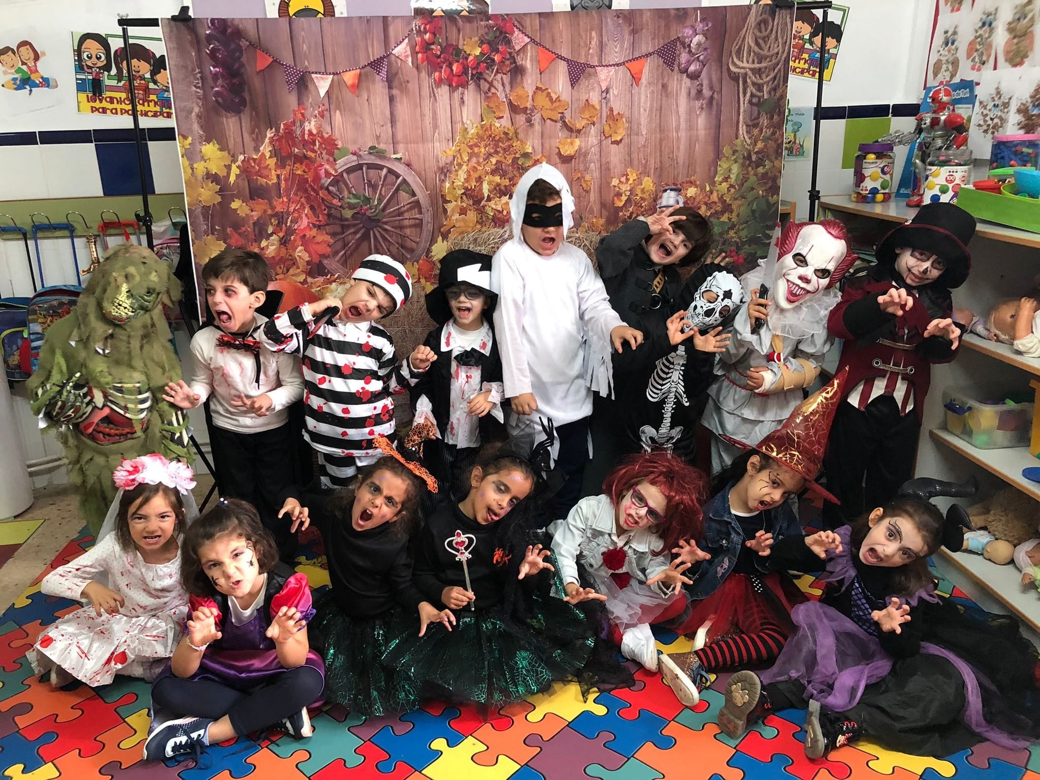 Fotos: Halloween y Todos los Santos en los centros educativos