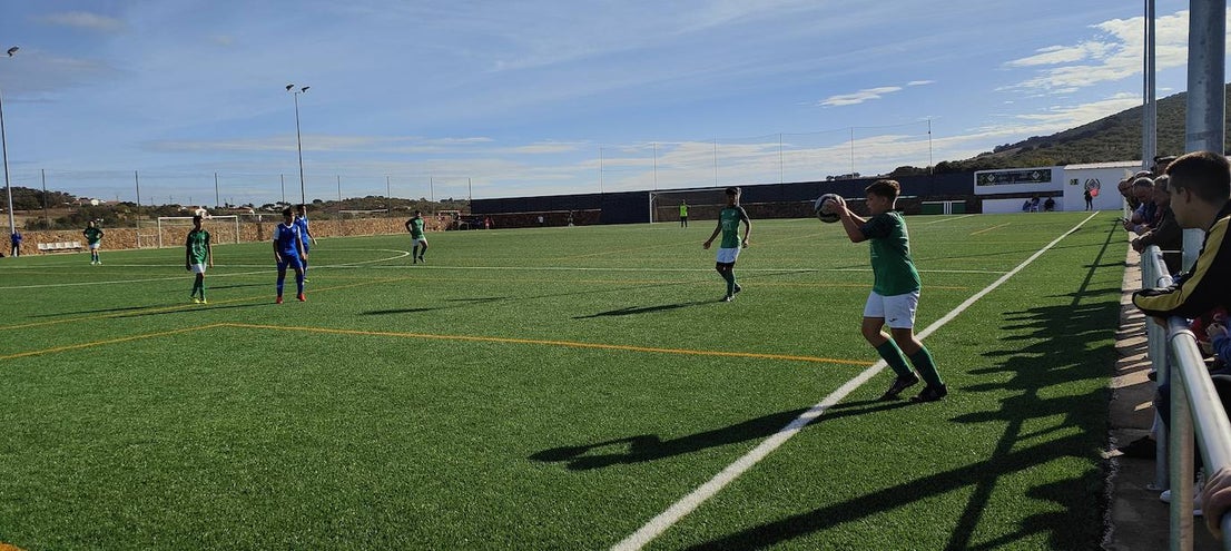 Fotos: Infantiles EMD Valverde - San Roque C