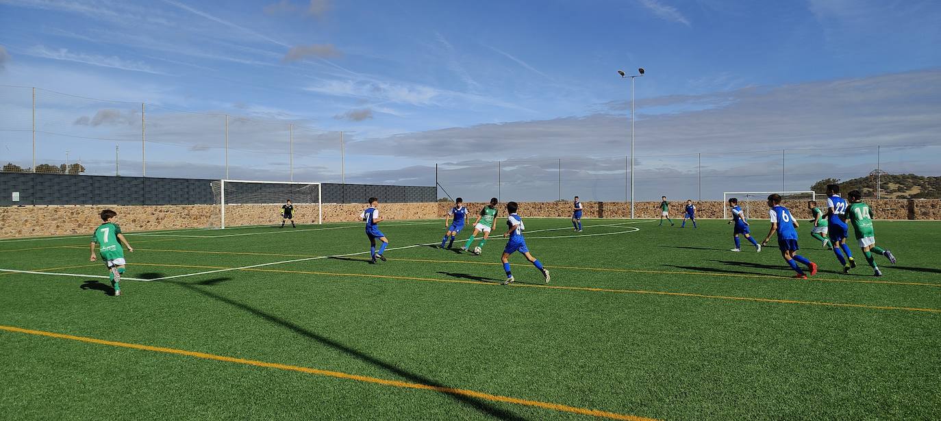 Fotos: Infantiles EMD Valverde - San Roque C