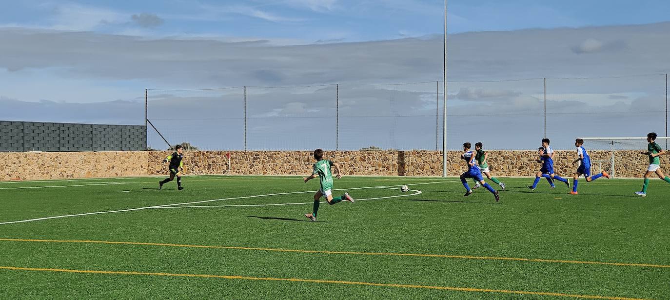 Fotos: Infantiles EMD Valverde - San Roque C