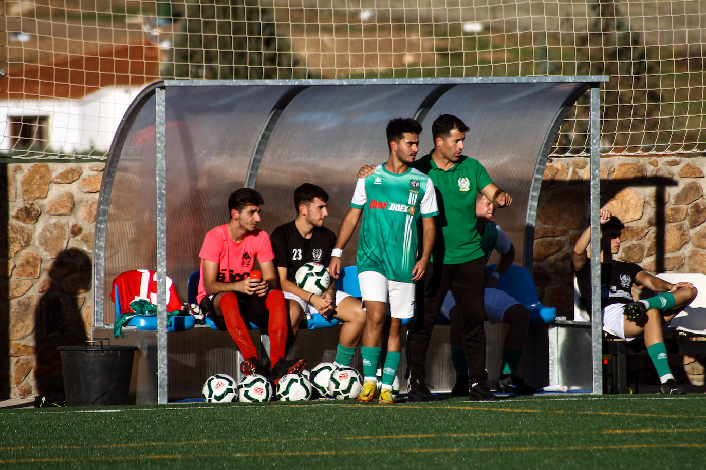Fotos: Juveniles: Racing Valverdeño - San Roque