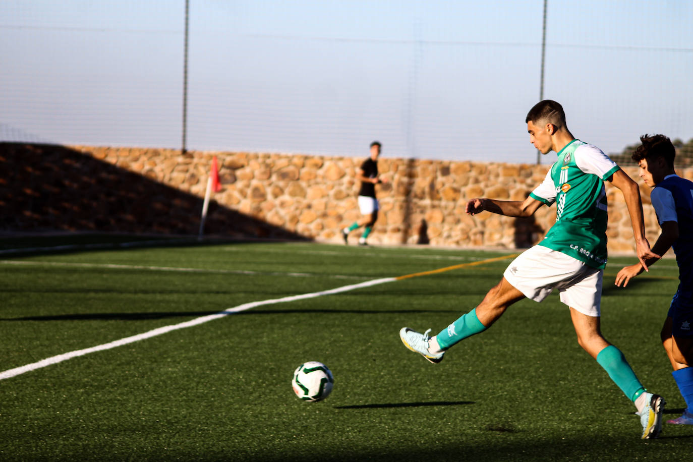 Fotos: Juveniles: Racing Valverdeño - San Roque