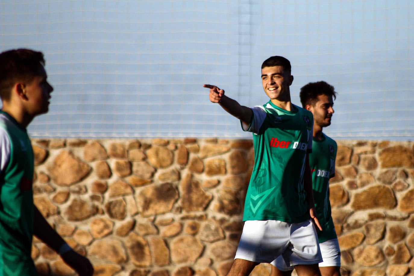 Fotos: Juveniles: Racing Valverdeño - San Roque